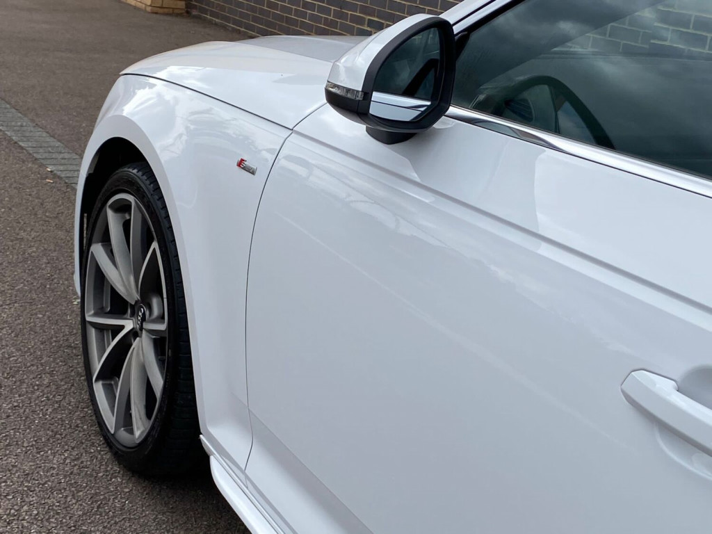 AUDI A4 AVANT 2.0 TDI S line Avant S Tronic quattro ss 5dr 2016