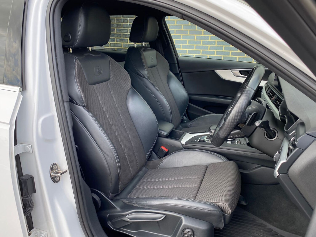 AUDI A4 AVANT 2.0 TDI S line Avant S Tronic quattro ss 5dr 2016