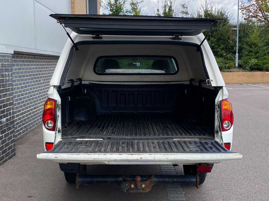 MITSUBISHI L200 2.5 DI-D CR 4Work Double Cab 4WD 4dr EU5 2013