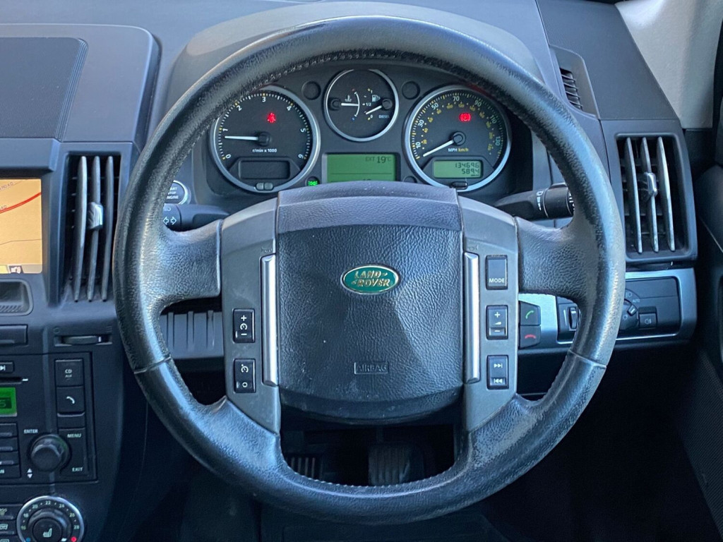 LAND ROVER FREELANDER 2 2.2 TD4 HSE 4WD 5dr 2006