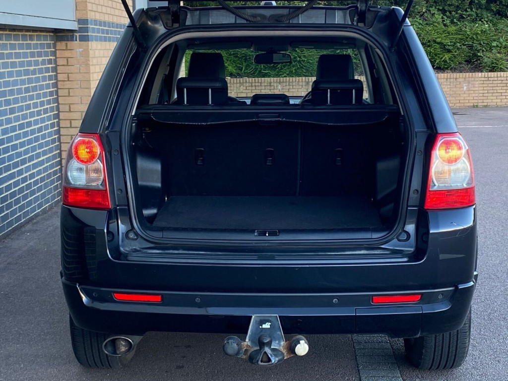 LAND ROVER FREELANDER 2 2.2 TD4 HSE 4WD 5dr 2006