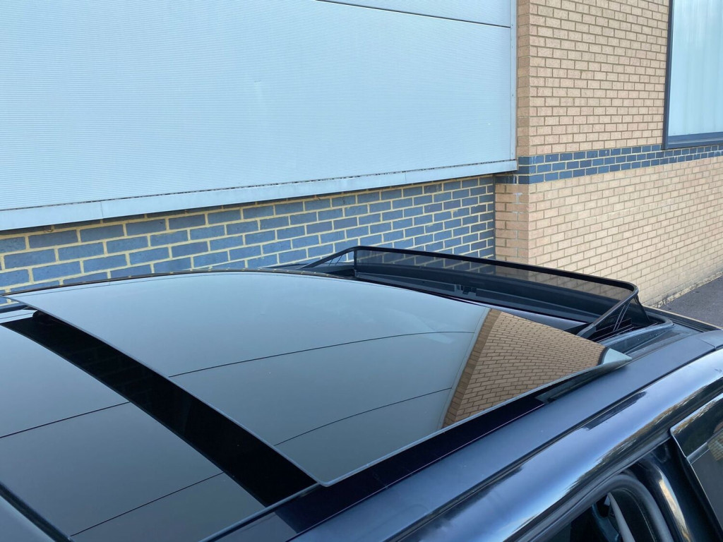 LAND ROVER FREELANDER 2 2.2 TD4 HSE 4WD 5dr 2006