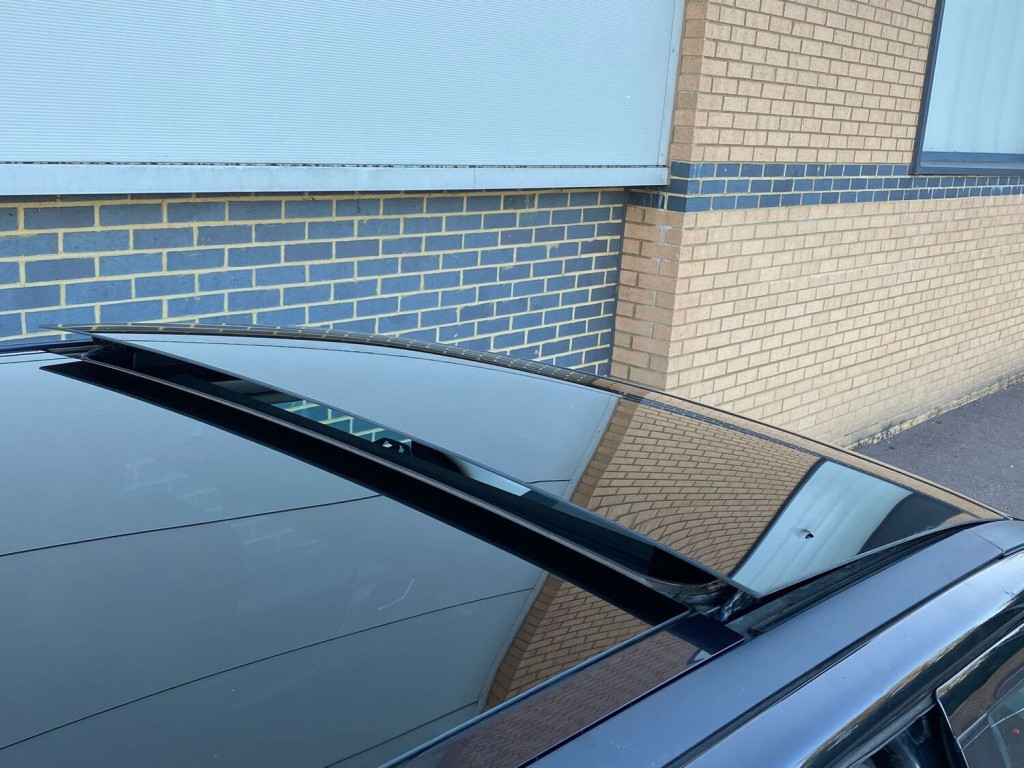 LAND ROVER FREELANDER 2 2.2 TD4 HSE 4WD 5dr 2006