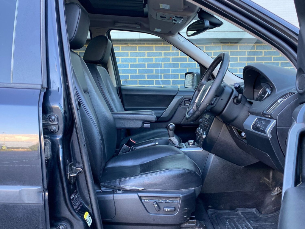 LAND ROVER FREELANDER 2 2.2 TD4 HSE 4WD 5dr 2006