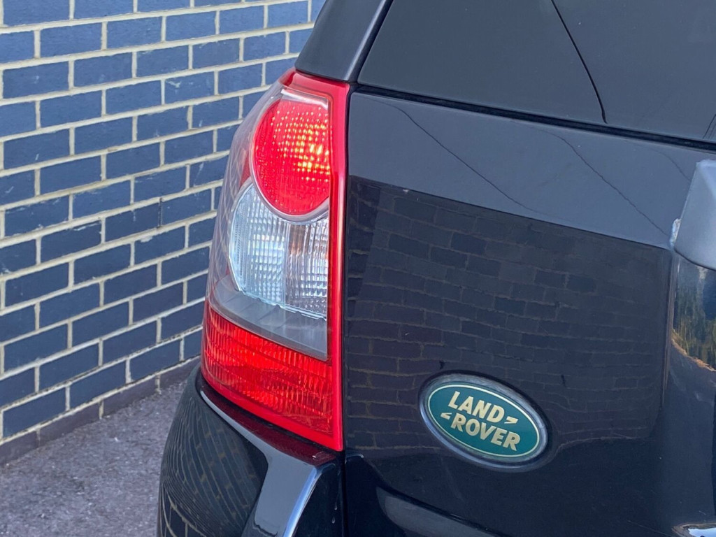 LAND ROVER FREELANDER 2 2.2 TD4 HSE 4WD 5dr 2006