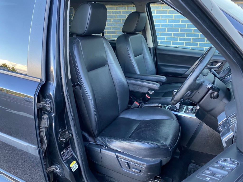 LAND ROVER FREELANDER 2 2.2 TD4 HSE 4WD 5dr 2006