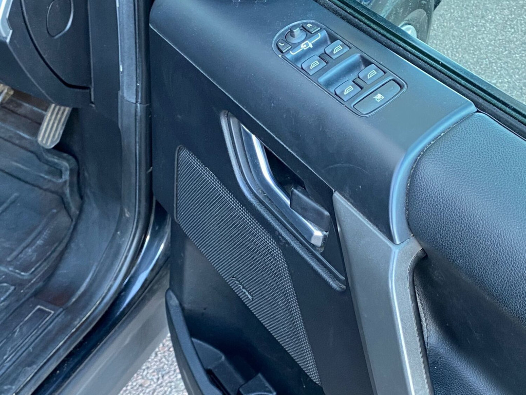 LAND ROVER FREELANDER 2 2.2 TD4 HSE 4WD 5dr 2006