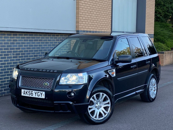 View LAND ROVER FREELANDER 2 2.2 TD4 HSE 4WD 5dr