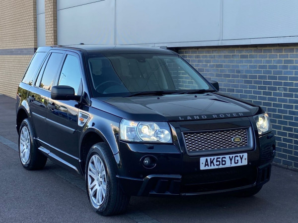 View LAND ROVER FREELANDER 2 2.2 TD4 HSE 4WD 5dr