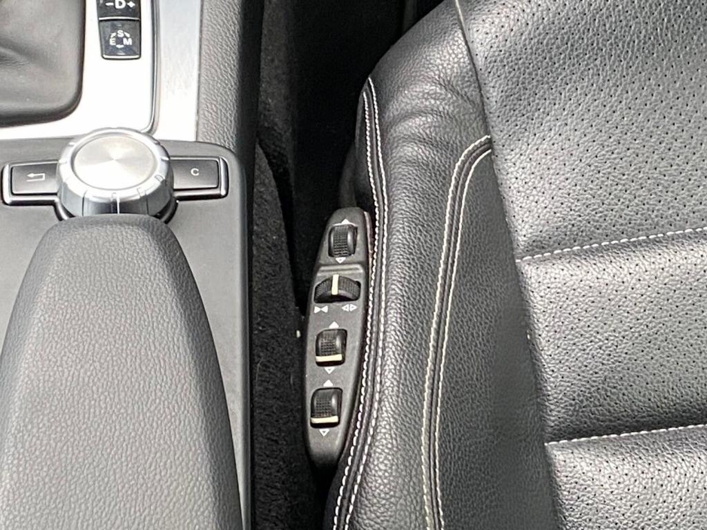 MERCEDES-BENZ E CLASS 2.1 E250 CDI BlueEFFICIENCY Sport G-Tronic 2dr 2013