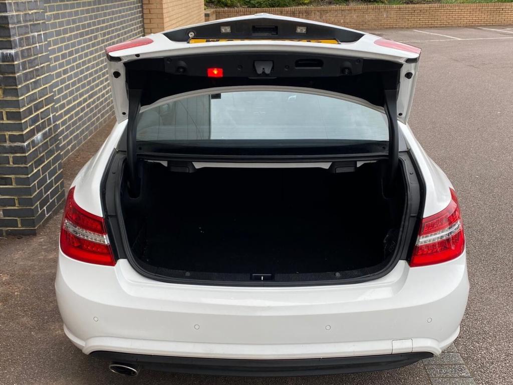 MERCEDES-BENZ E CLASS 2.1 E250 CDI BlueEFFICIENCY Sport G-Tronic 2dr 2013