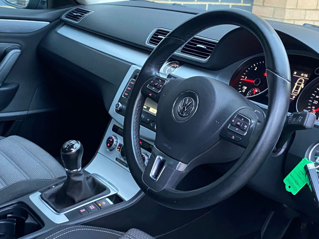VOLKSWAGEN CC 2.0 TDI BlueMotion Tech 4dr 2014