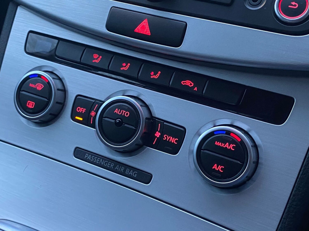 VOLKSWAGEN CC 2.0 TDI BlueMotion Tech 4dr 2014