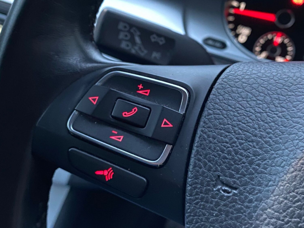 VOLKSWAGEN CC 2.0 TDI BlueMotion Tech 4dr 2014