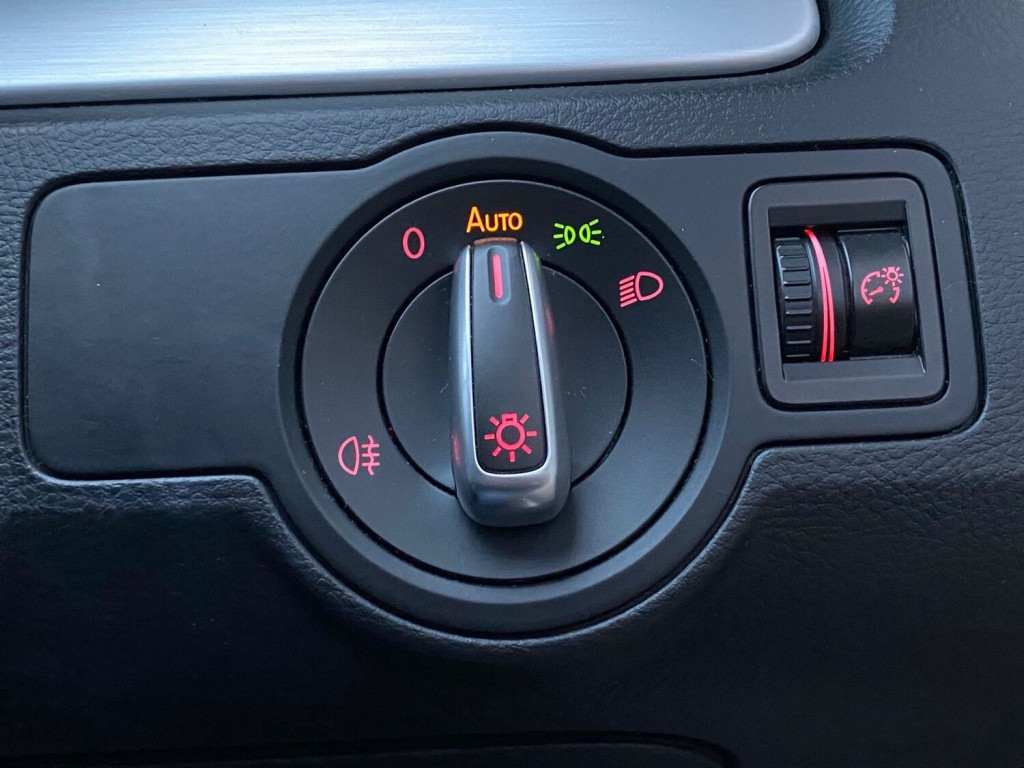 VOLKSWAGEN CC 2.0 TDI BlueMotion Tech 4dr 2014