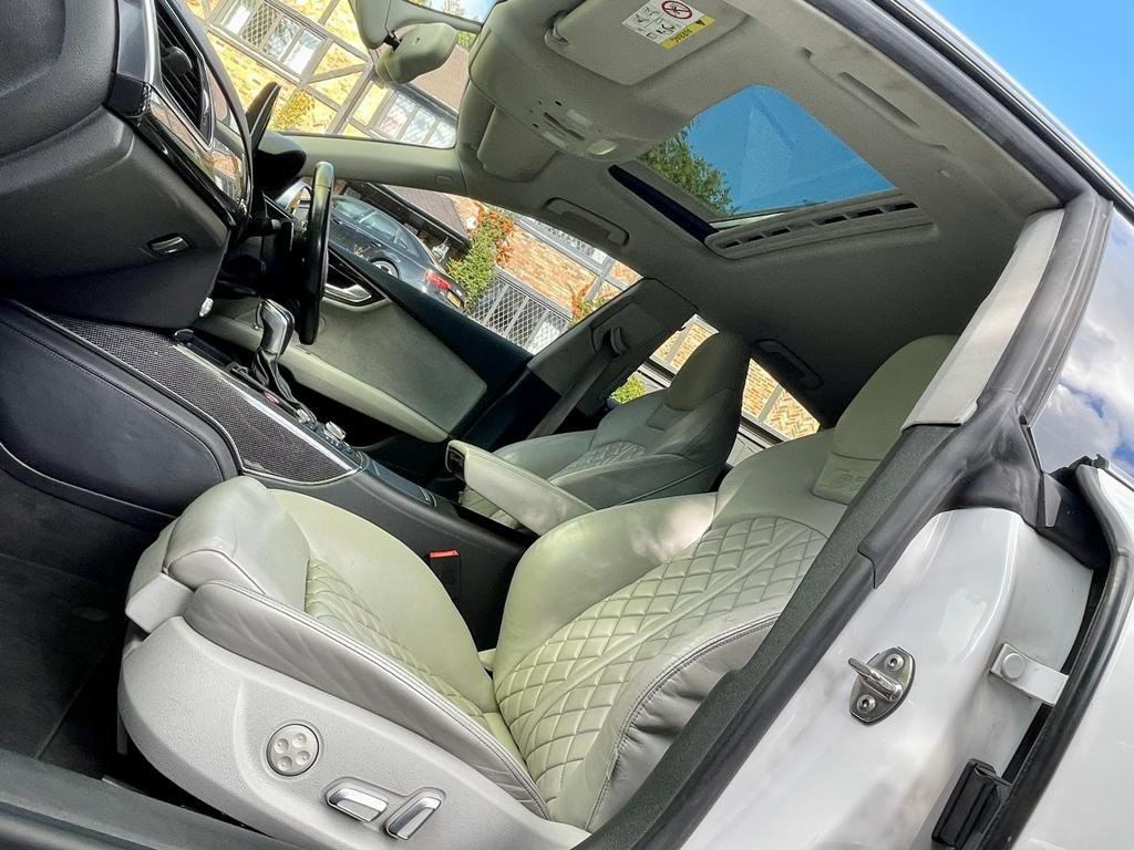 AUDI S7