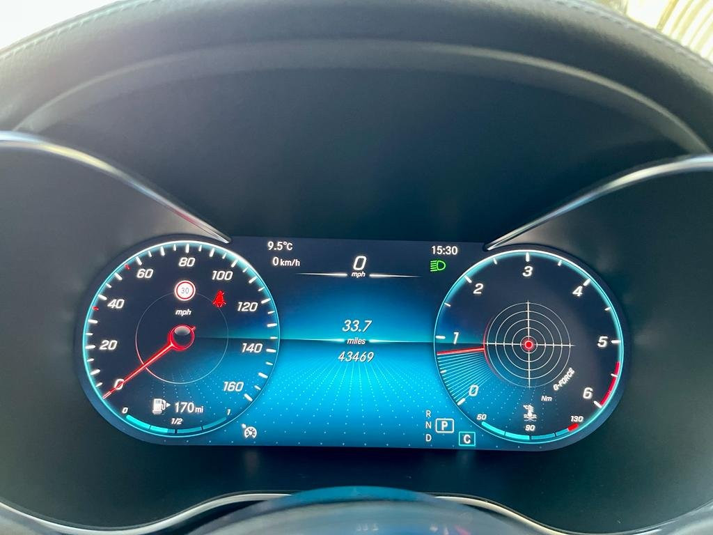 MERCEDES-BENZ GLC