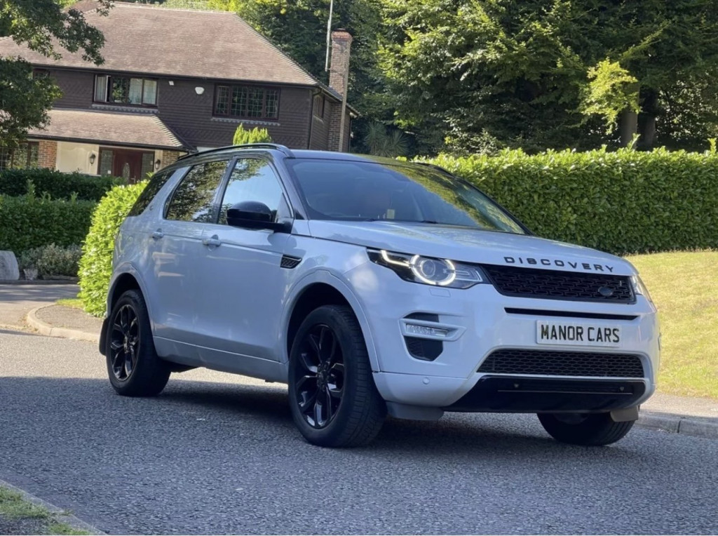 View LAND ROVER DISCOVERY SPORT 2017 LAND ROVER DISCOVERY SPORT HSE 2.0 TD4 AUTO ** 2020 - 2021 FACELIFT DYNAMIC BLACK **
