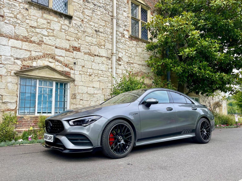 MERCEDES-BENZ CLA