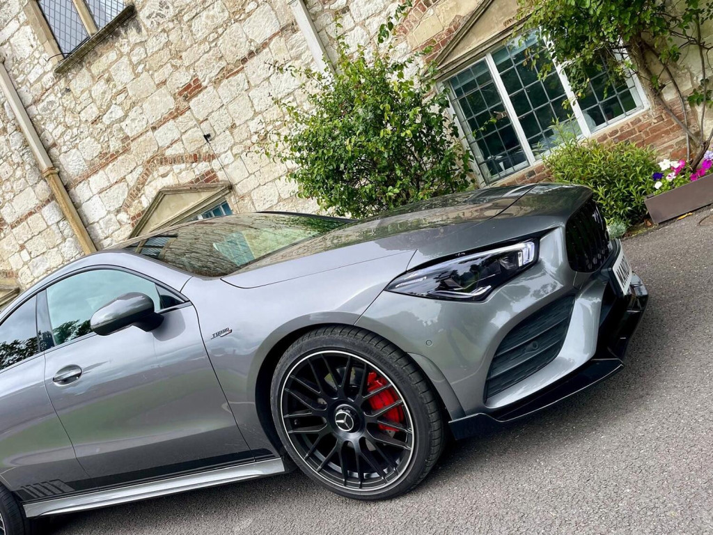 MERCEDES-BENZ CLA