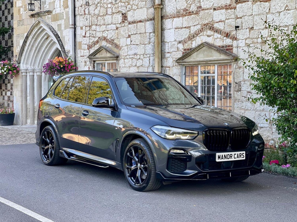 View BMW X5 2019 BMW X5 3.0D M SPORT XDRIVE AUTO ** M PERFORMANCE BODYKIT + 21S+ ULTIMATE SPEC + PAN ROOF + HEAD