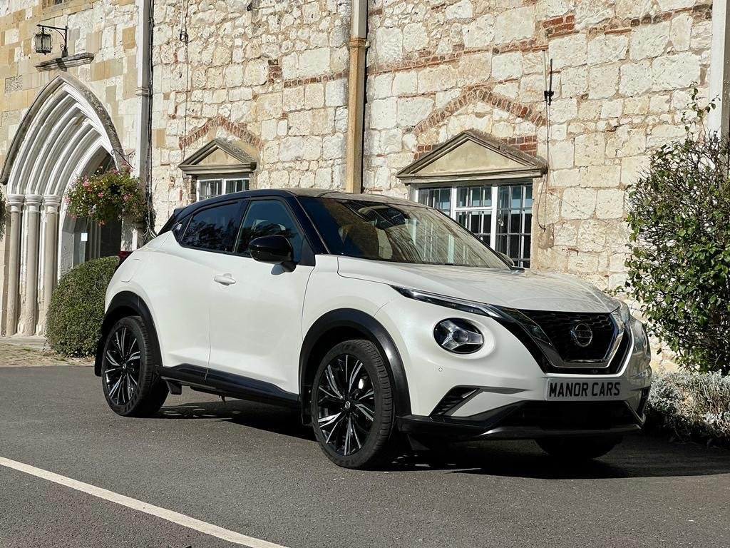 View NISSAN JUKE 2021 70 NISSAN JUKE TEKNA+ 1.0 DIG-T DCT AUTO PETROL 5DR HATCH SUV PEARL WHITE + ULTIMATE SPEC 