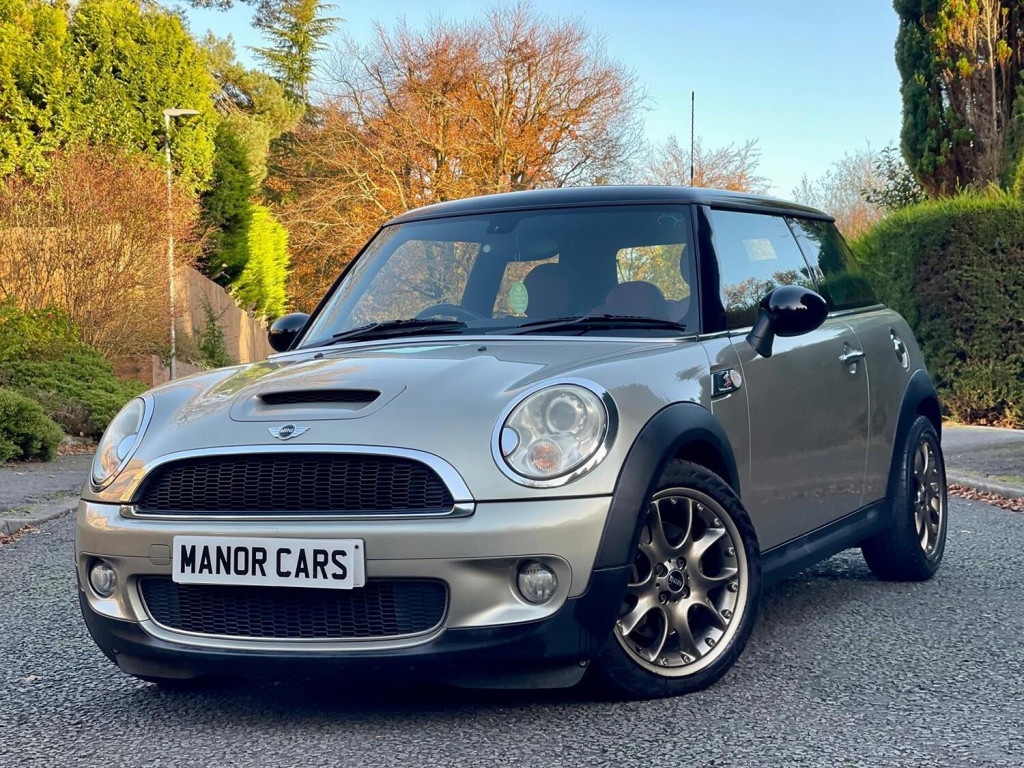 View MINI HATCH 2007 07 MINI COOPER S 1.6 LAUNCH EDITION - JCW BODYKIT - CHAMPAGNE + RED LEATHER LIMITED R56 R53