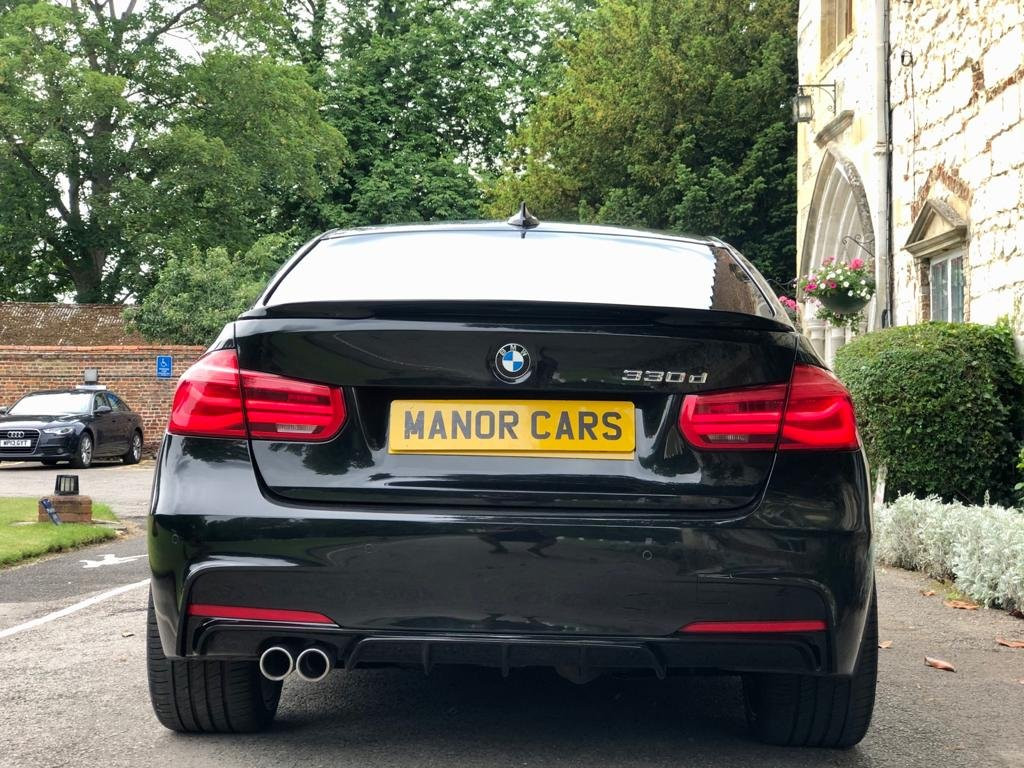 BMW 3 SERIES