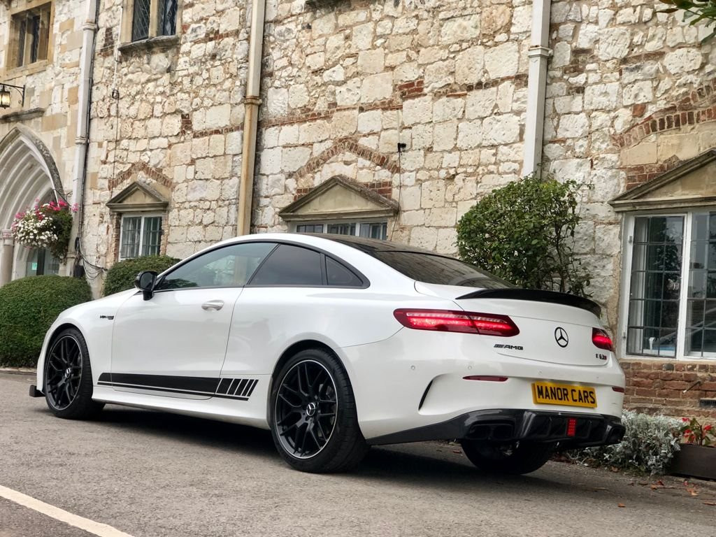 MERCEDES-BENZ E CLASS