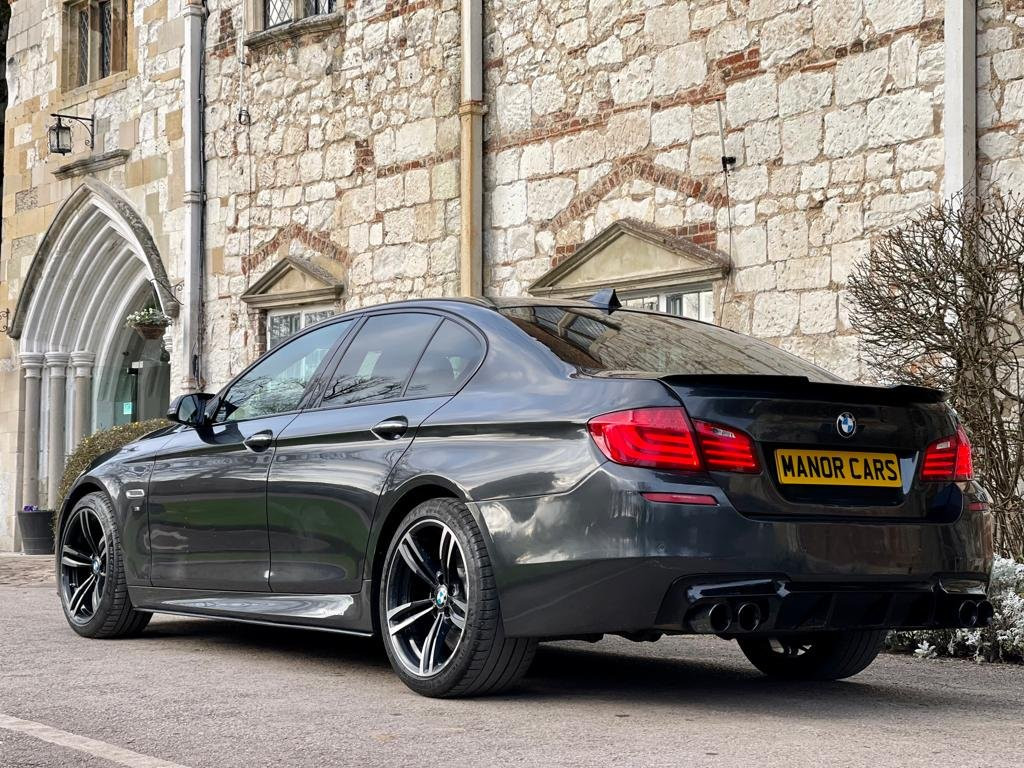 BMW 5 SERIES