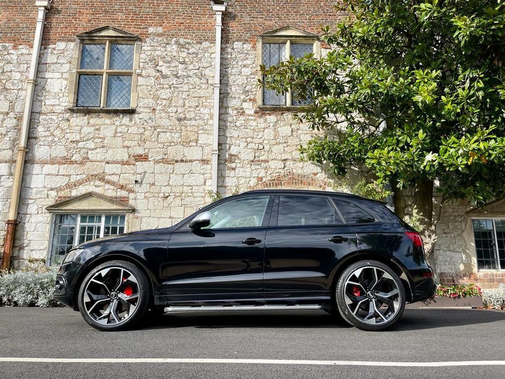 AUDI SQ5