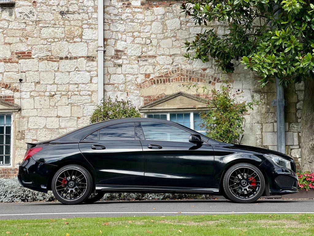 MERCEDES-BENZ CLA