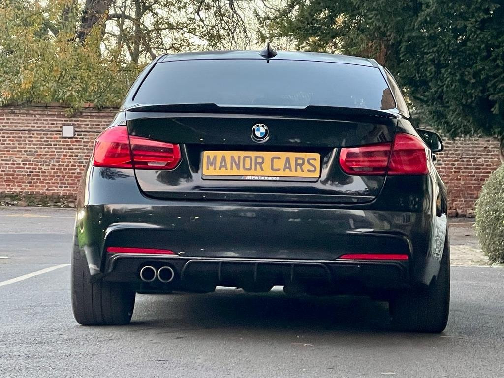 BMW 3 SERIES