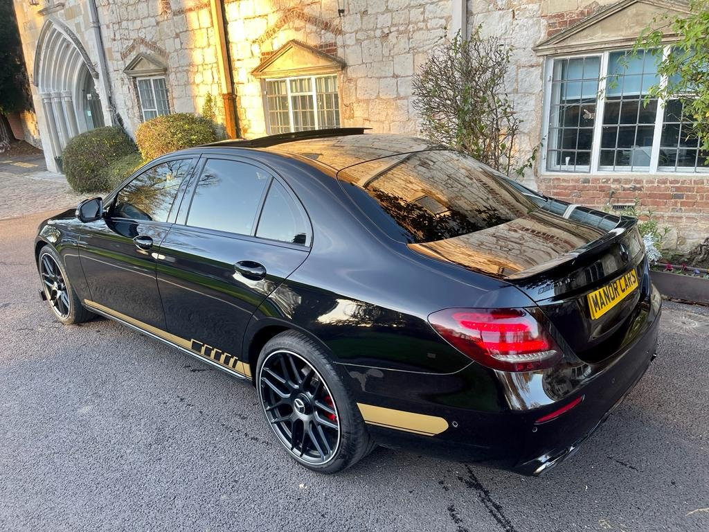 MERCEDES-BENZ E CLASS