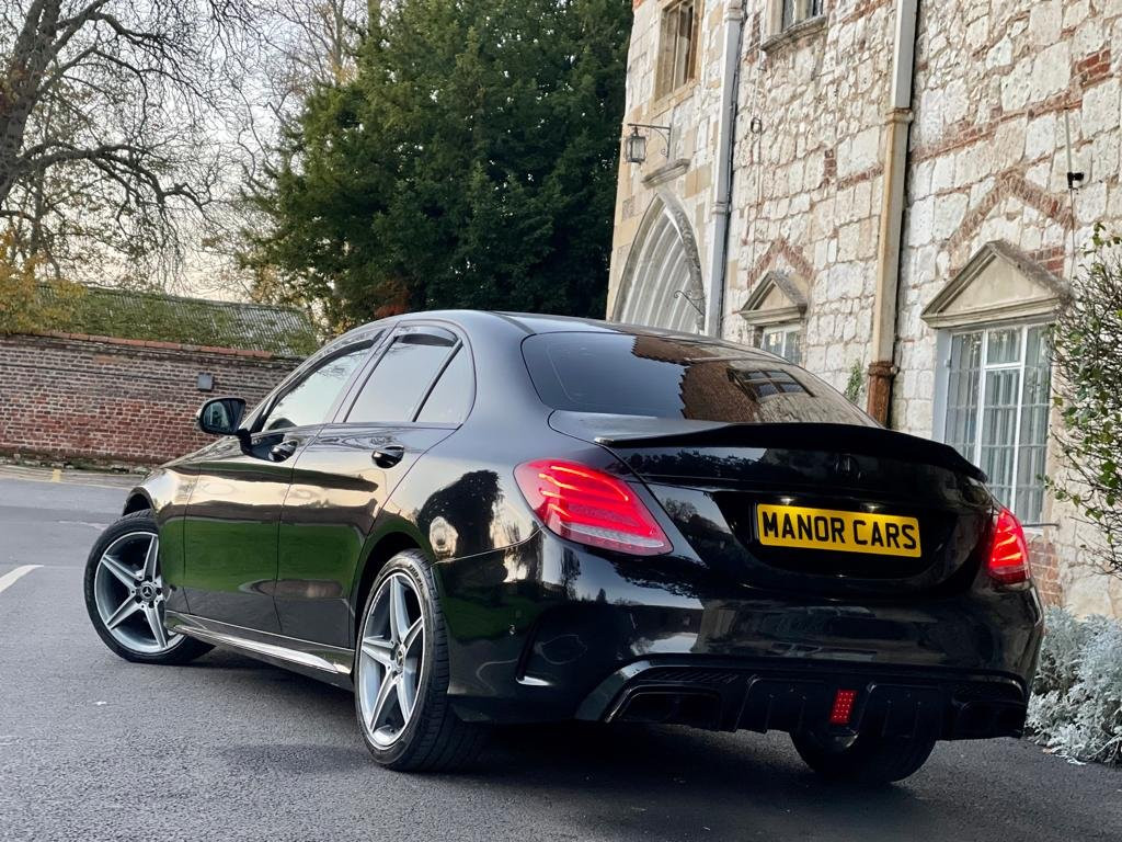 MERCEDES-BENZ C CLASS
