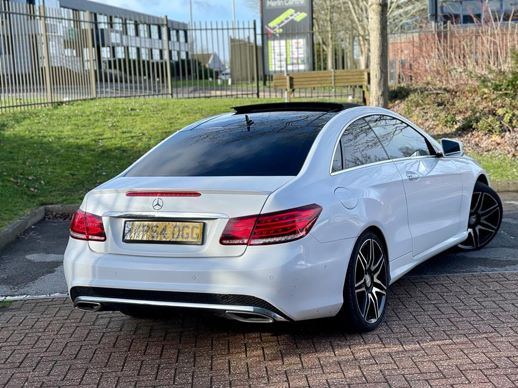 MERCEDES-BENZ E CLASS