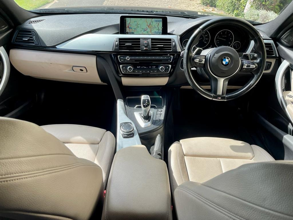 BMW 3 SERIES