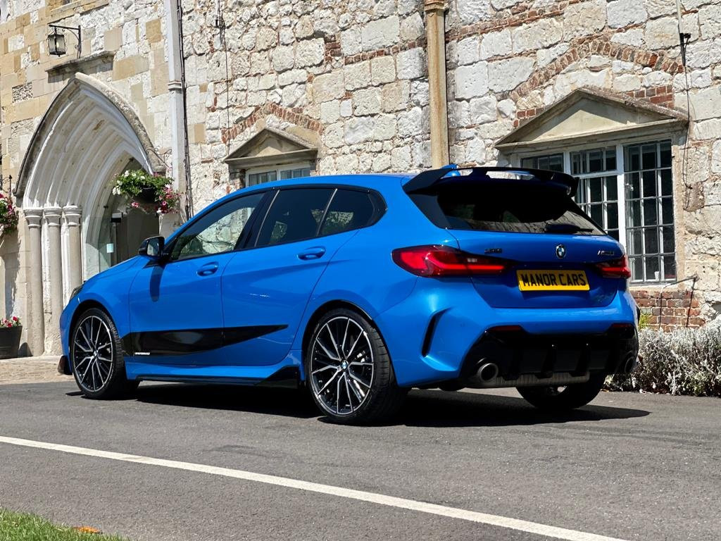 BMW 1 SERIES