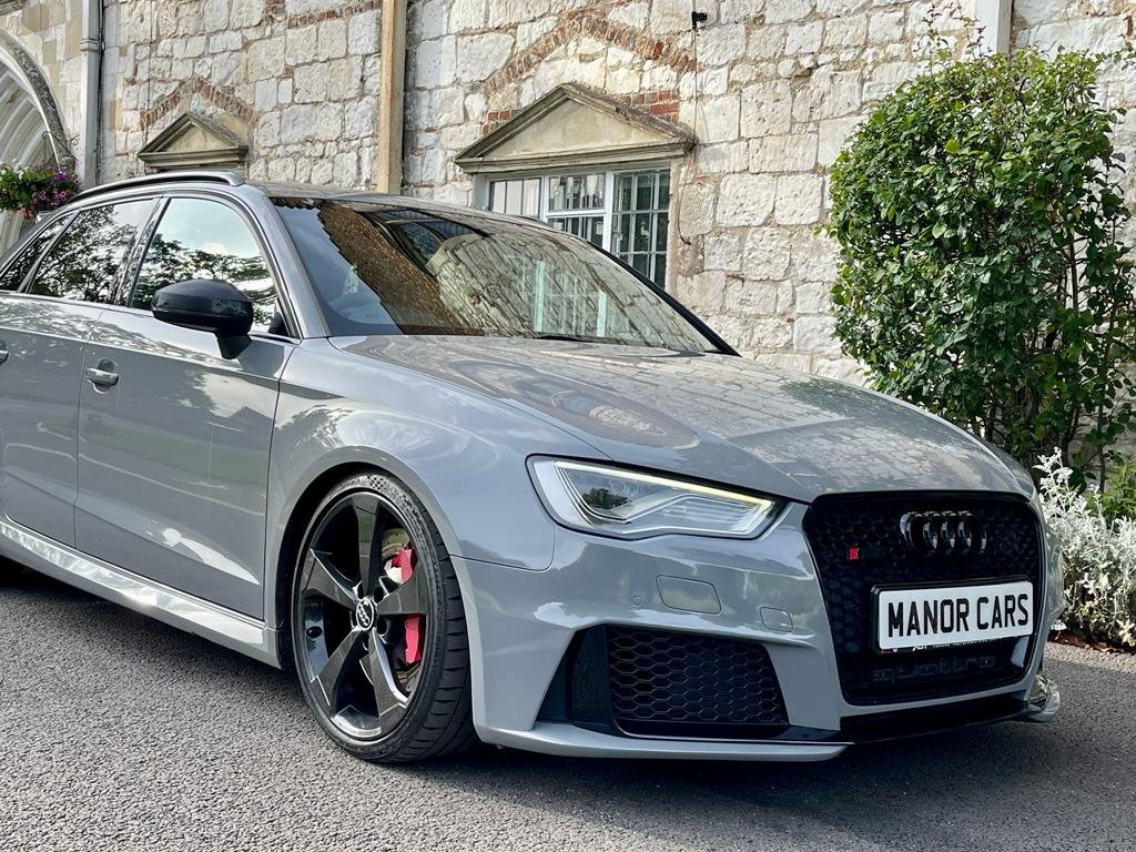 AUDI RS3