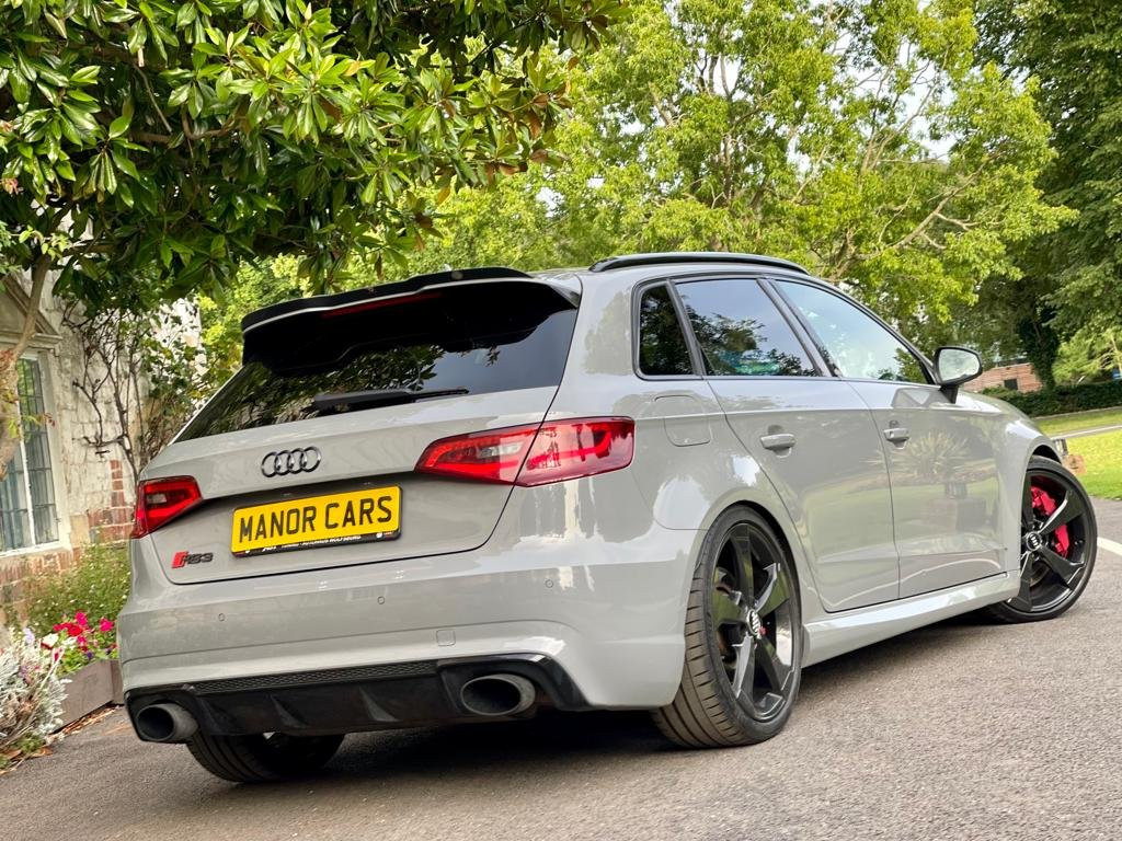 AUDI RS3