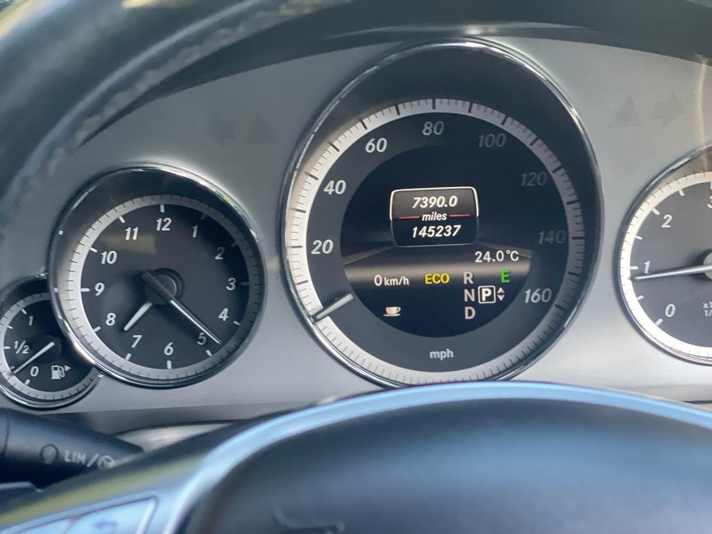 MERCEDES-BENZ E CLASS