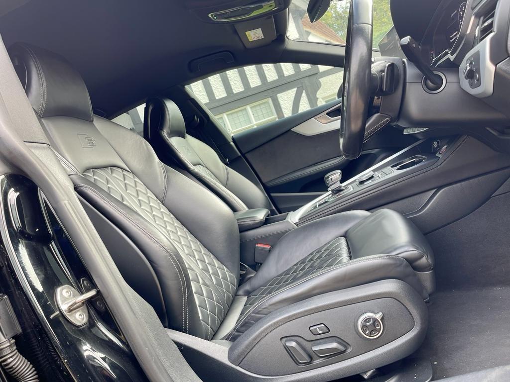 AUDI S5
