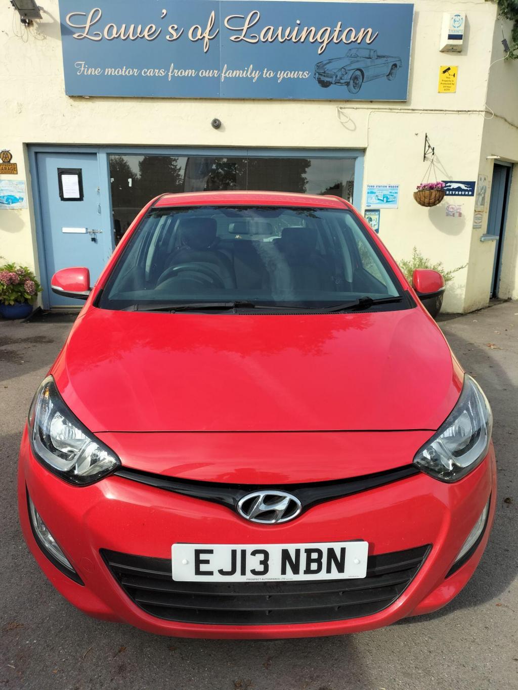 HYUNDAI I20