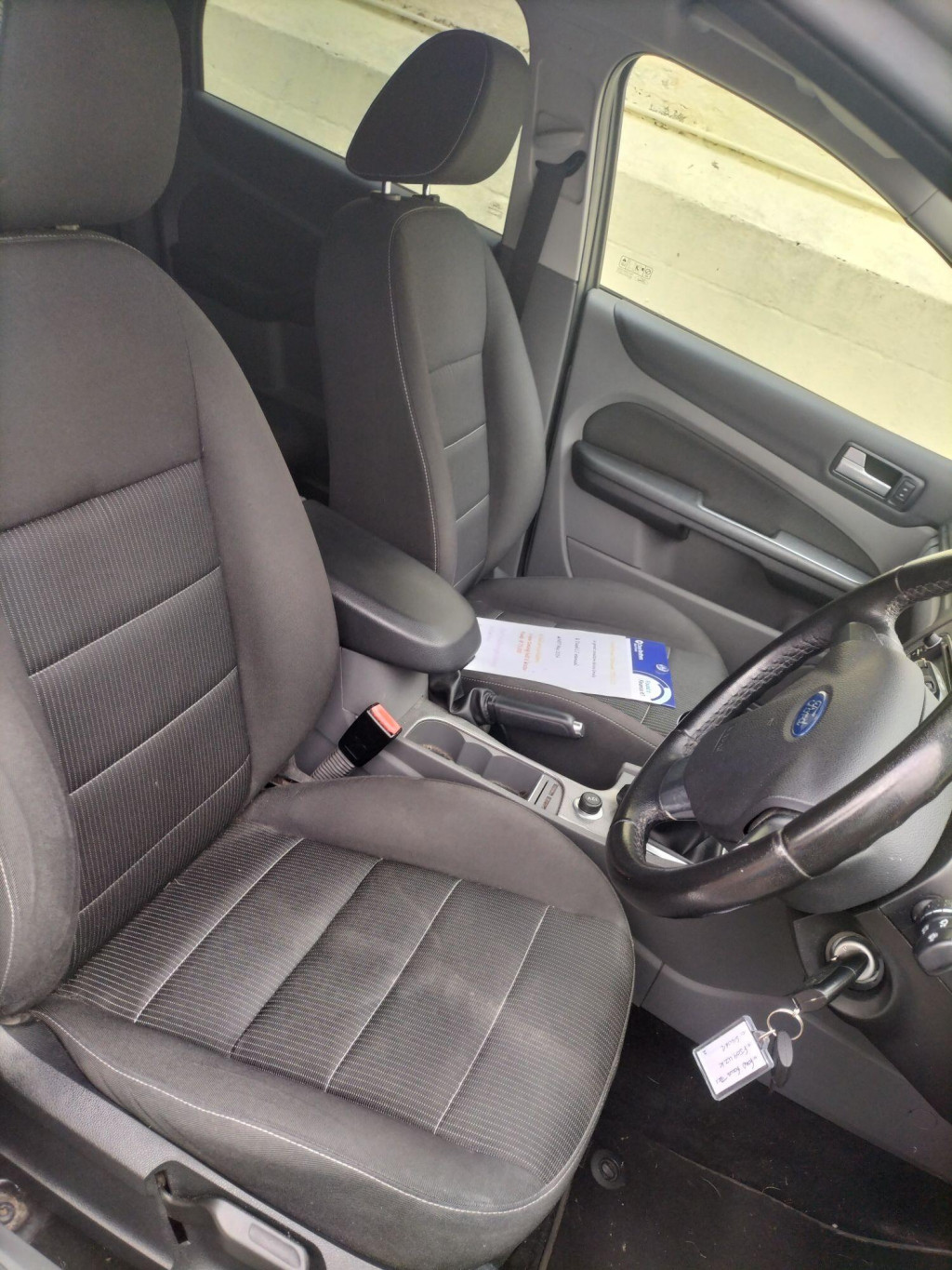 View FORD FOCUS 1.8 TDCi Titanium