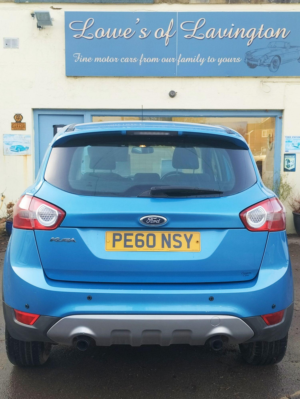 View FORD KUGA 2.0 TDCi Zetec 