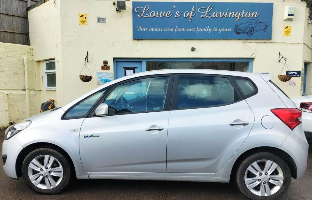 View HYUNDAI IX20 1.6 CRDi Active 