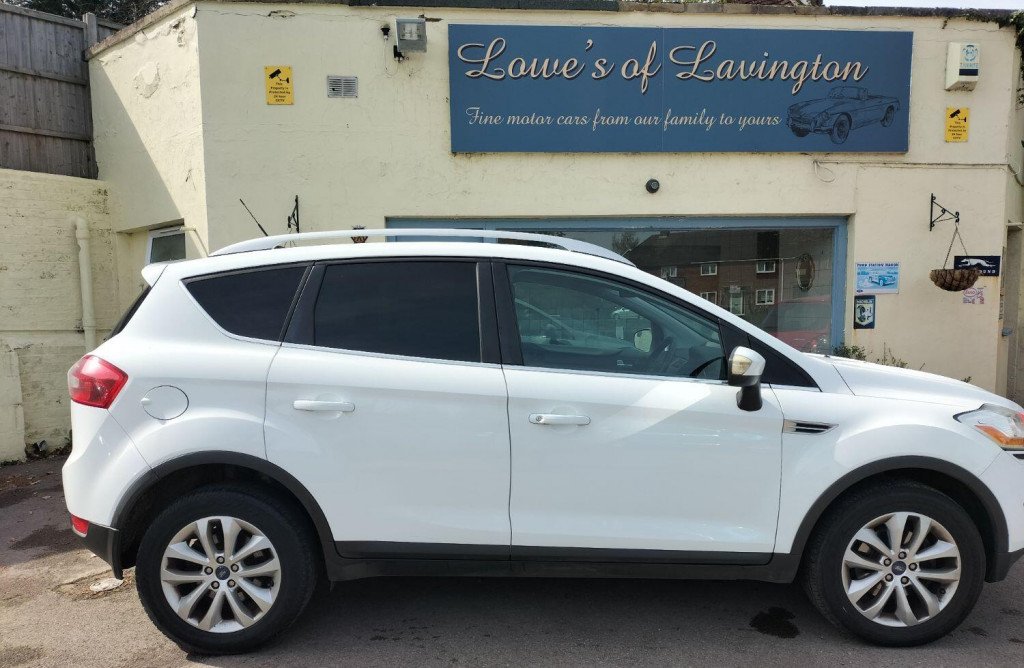 View FORD KUGA 2.0 TDCi Titanium 