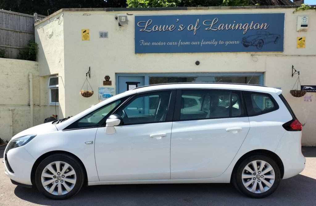View VAUXHALL ZAFIRA TOURER 1.6 CDTi ecoFLEX Design