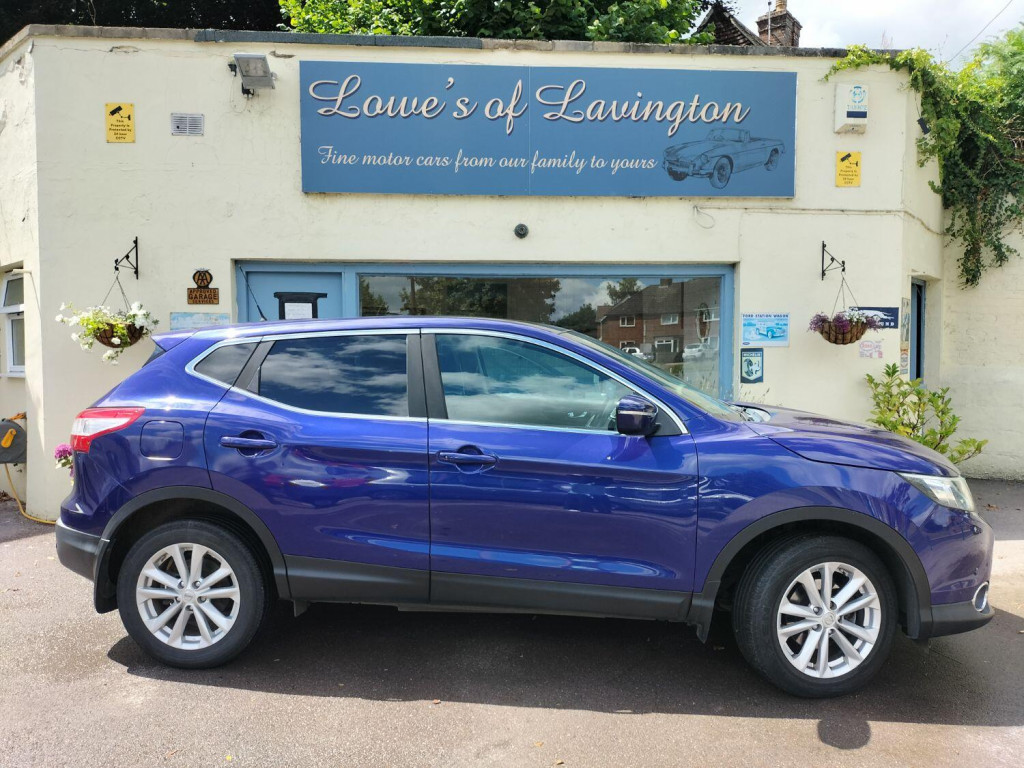 View NISSAN QASHQAI 1.2 DIG-T Acenta Premium