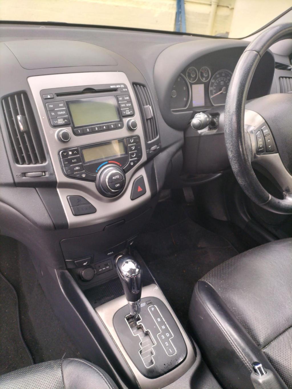 View HYUNDAI I30 1.6 CRDi Premium